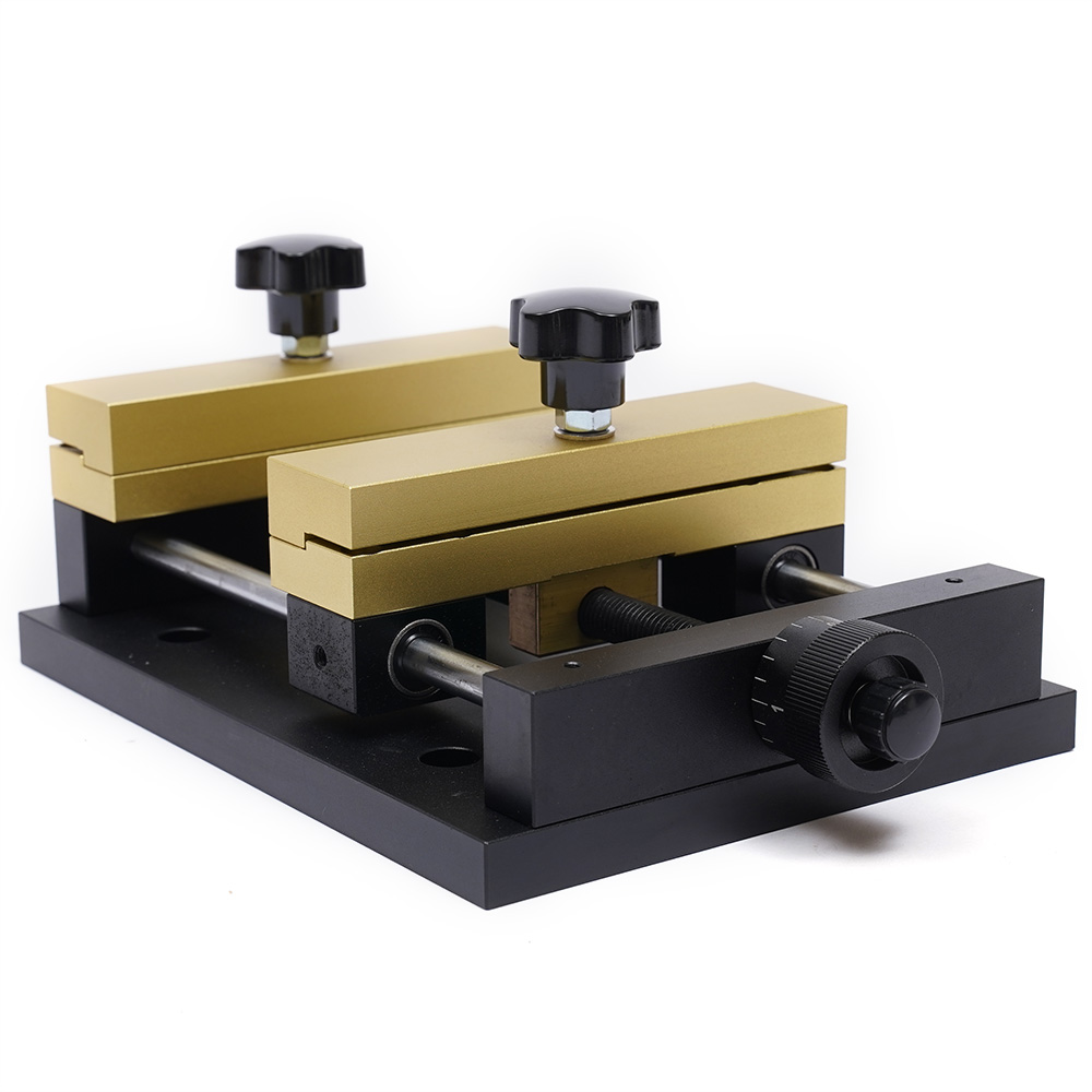 Industrial Laser Cutters - Зажим для фиксации и гравировки лазерным